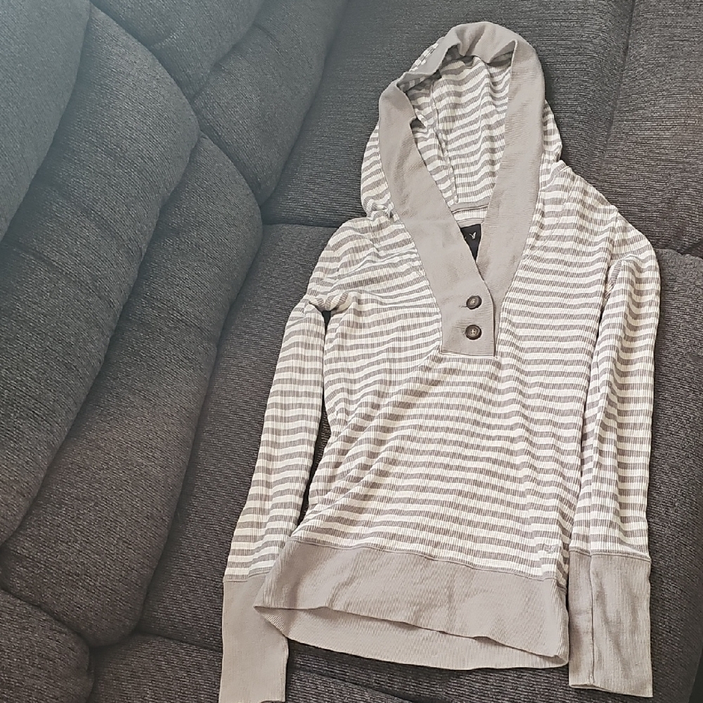 Y2K Hooded Sweater From American Eagle Outfitters